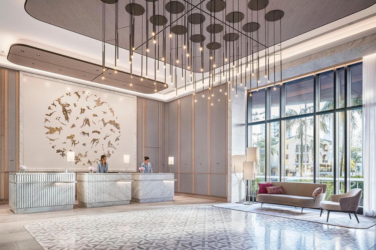The Langham, Gold Coast And Jewel Residences Bagian luar foto The lobby of the hotel
