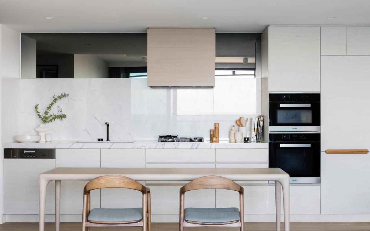 The Langham, Gold Coast And Jewel Residences Bagian luar foto A modern kitchen